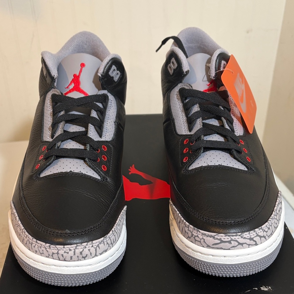 Air Jordan 3 Black/Red Cement DN3707-010 New with box!! - Picture 2 of 10